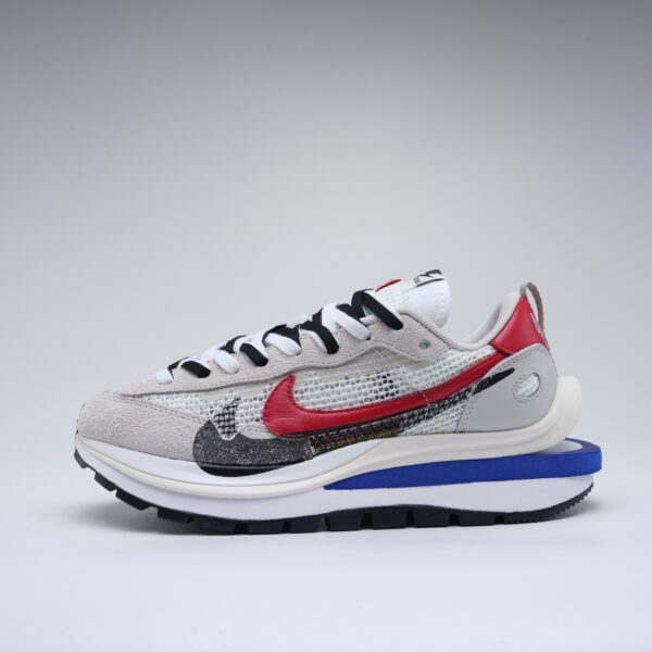 Nike Vaporwaffle Sacai Sport Fuchsia Game Royal