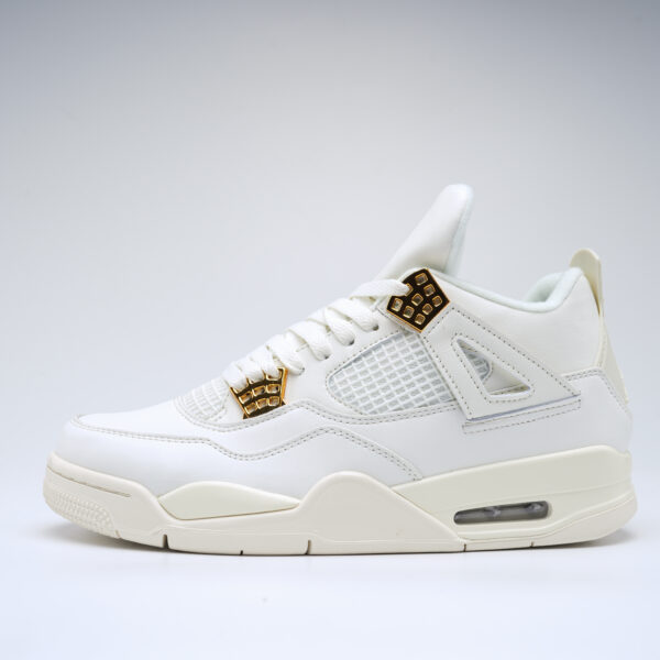 Air Jordan 4 WMNS "Metallic Gold"