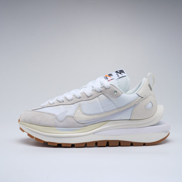 Nike Sacai X VaporWaffle 'Sail Gum'