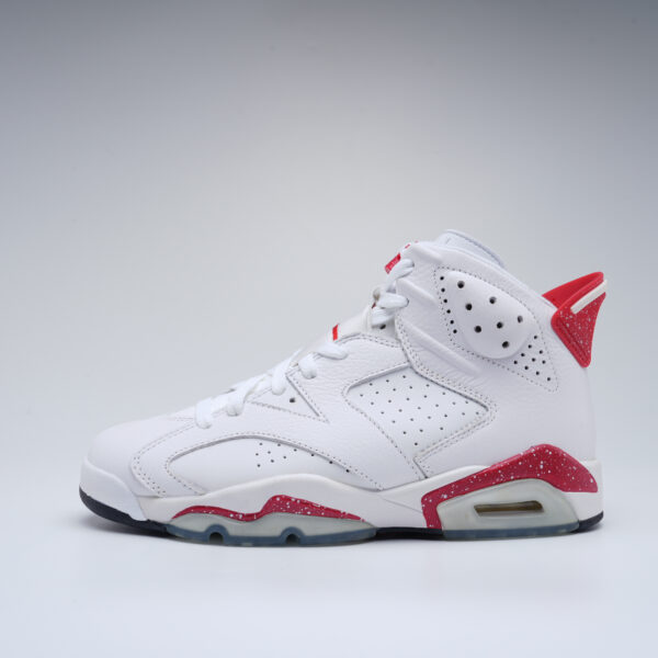 Air Jordan 6 Retro 'Red Oreo'